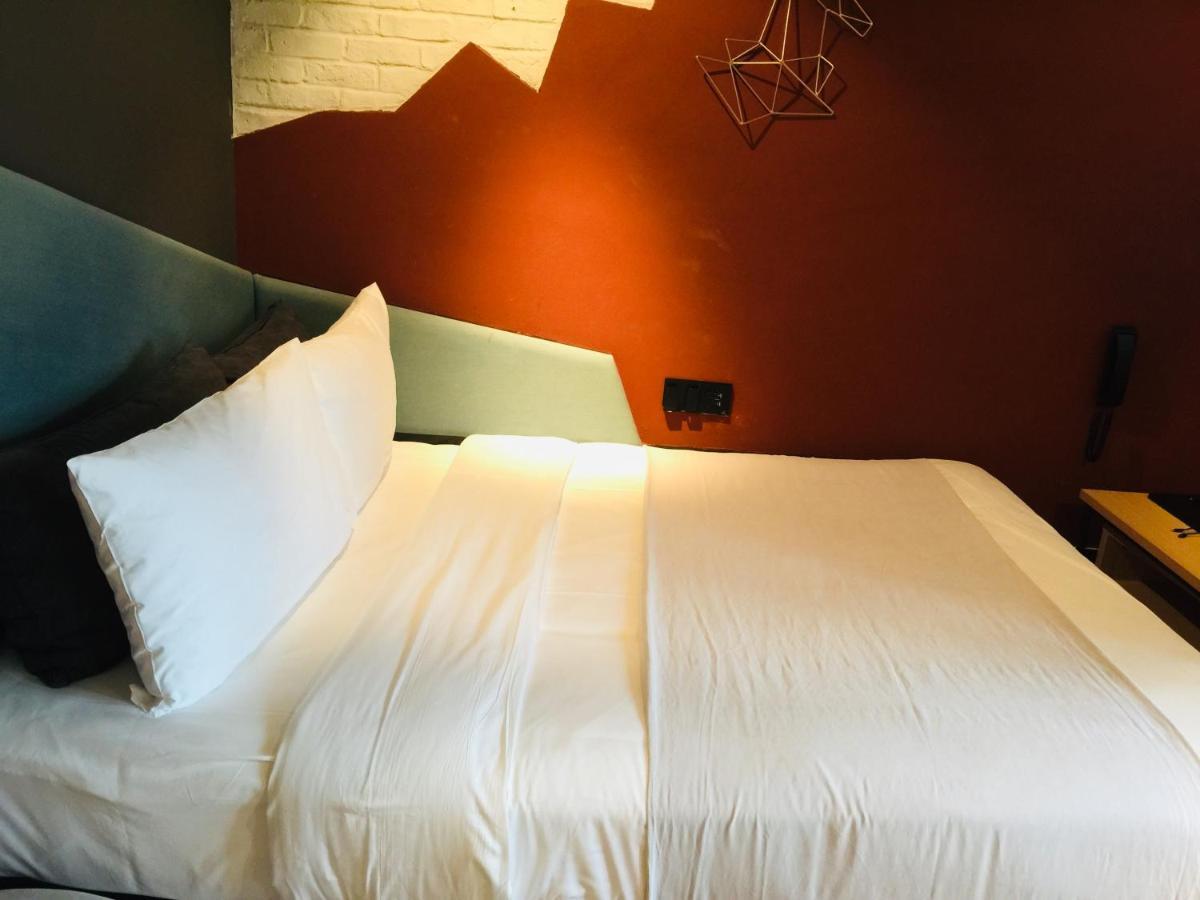 Yunik Hotel เซี่ยงไฮ้ ภายนอก รูปภาพ